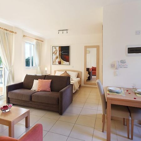 Adamou Gardens Lejlighed Paphos Eksteriør billede