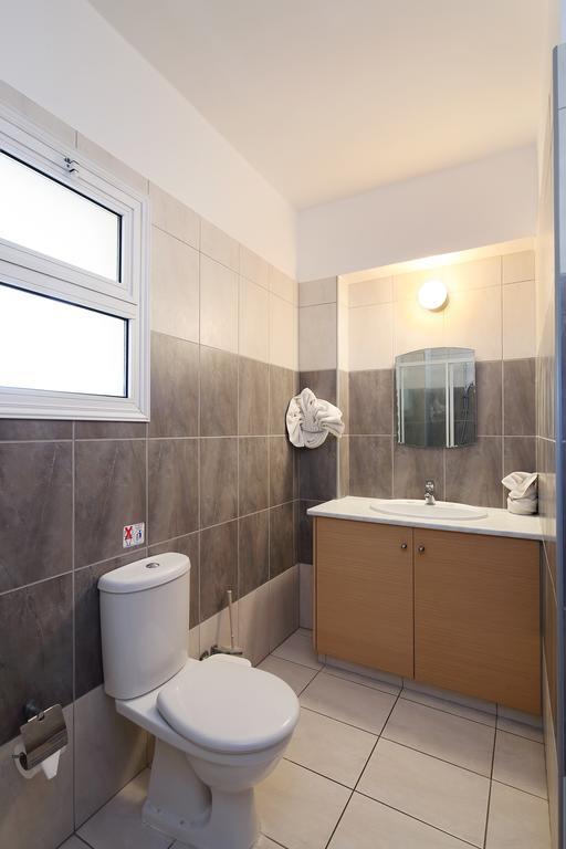 Adamou Gardens Lejlighed Paphos Eksteriør billede