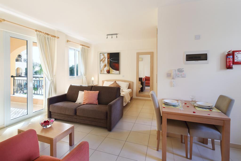 Adamou Gardens Lejlighed Paphos Eksteriør billede