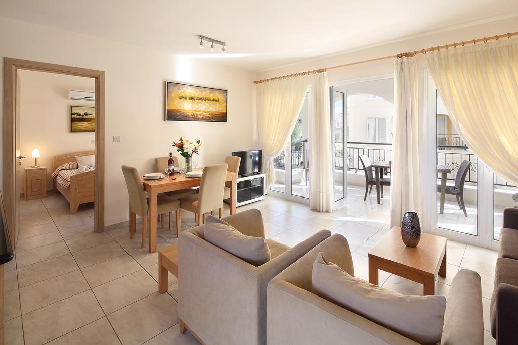 Adamou Gardens Lejlighed Paphos Eksteriør billede