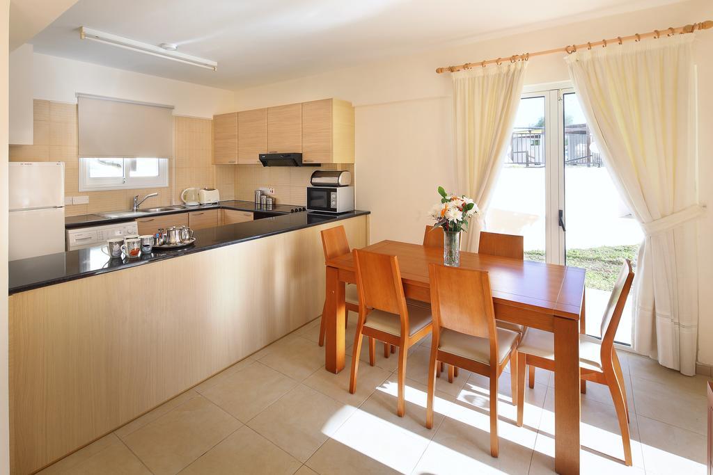 Adamou Gardens Lejlighed Paphos Eksteriør billede